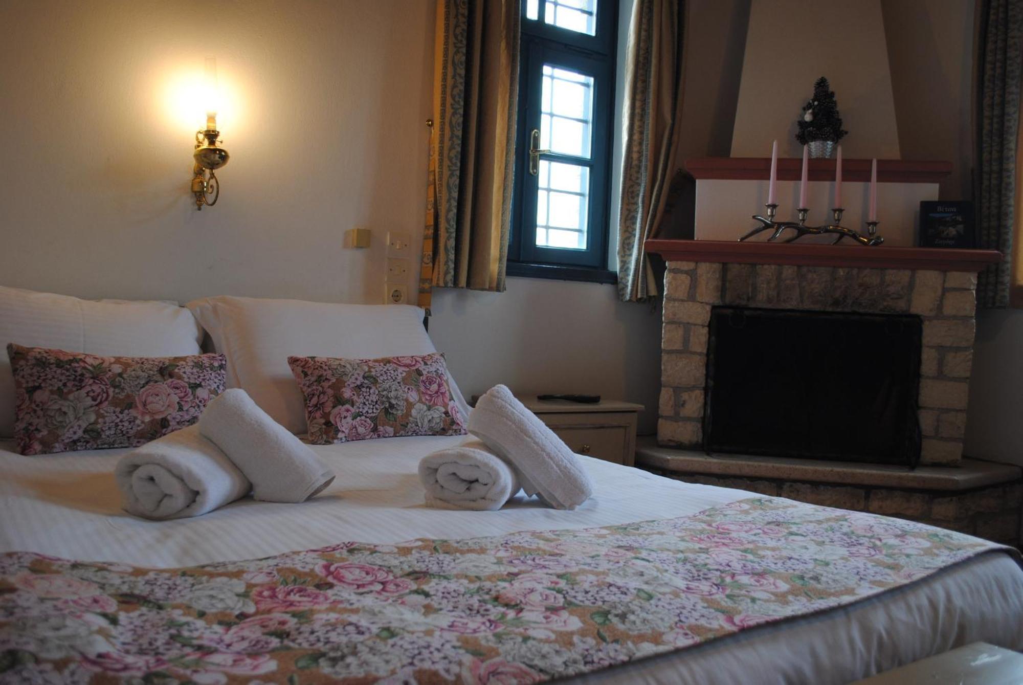 Andromachi'S Beloi Hotel Vitsa ภายนอก รูปภาพ
