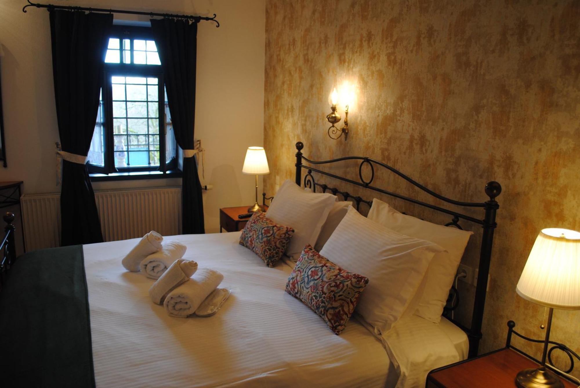 Andromachi'S Beloi Hotel Vitsa ภายนอก รูปภาพ