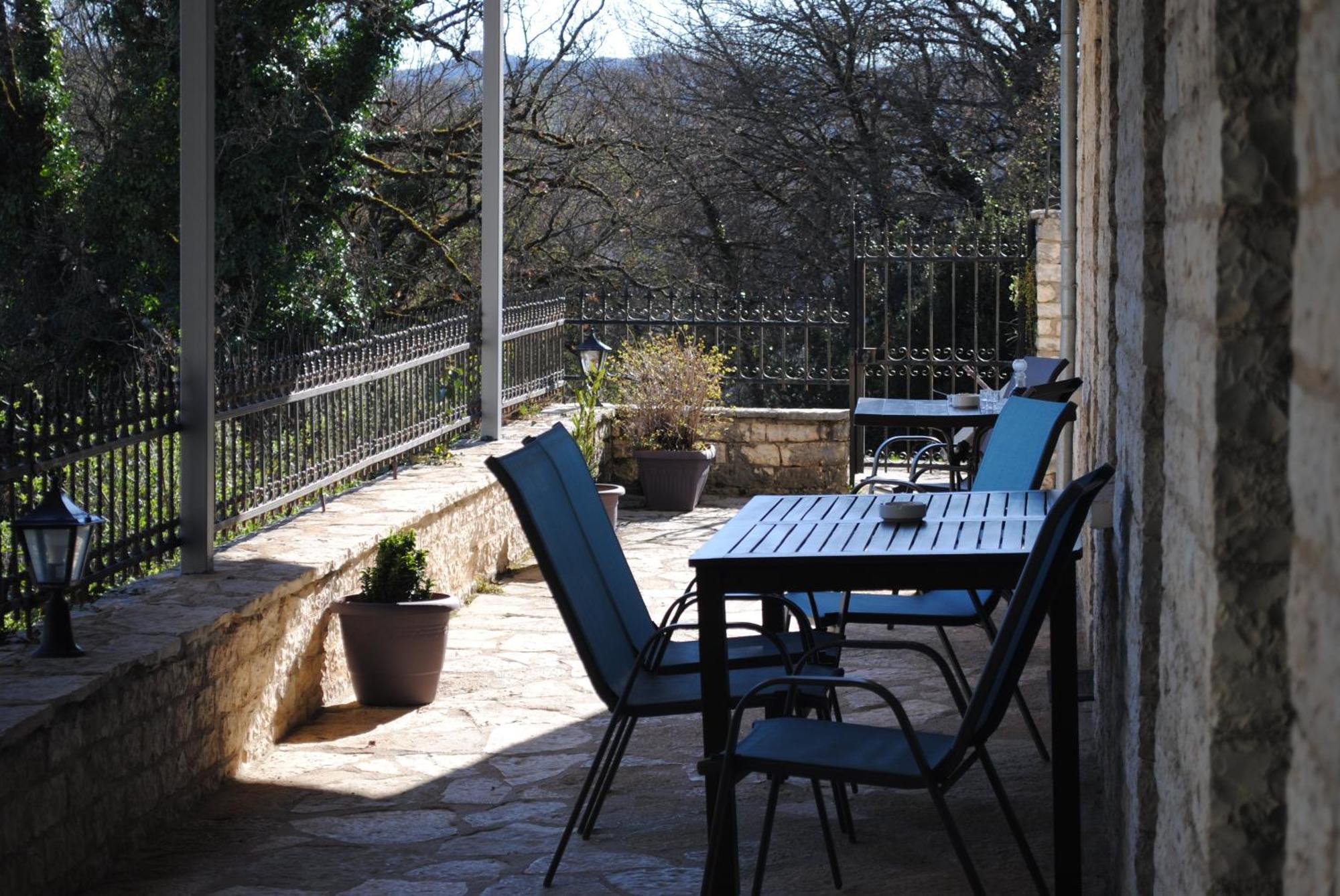 Andromachi'S Beloi Hotel Vitsa ภายนอก รูปภาพ