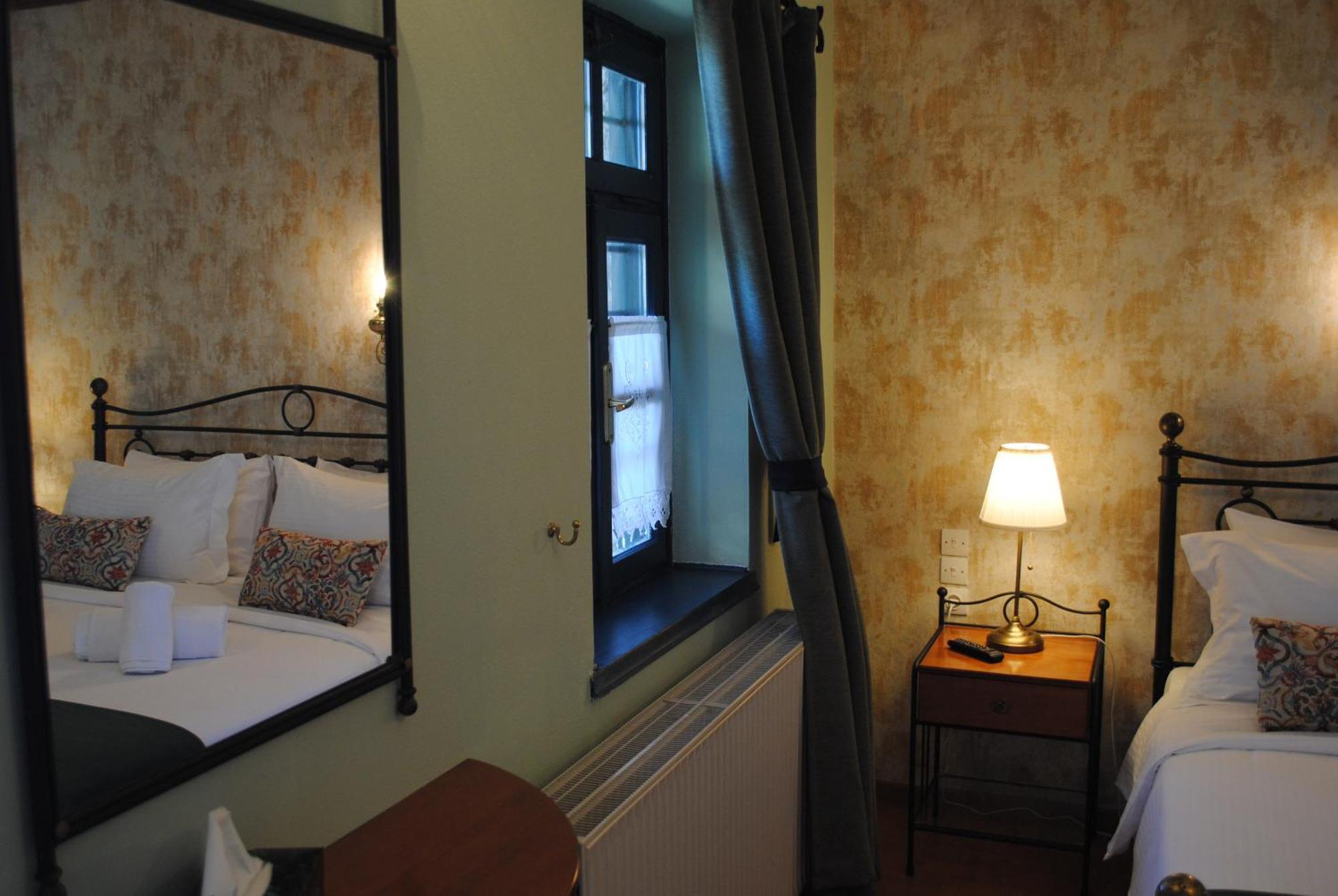 Andromachi'S Beloi Hotel Vitsa ภายนอก รูปภาพ
