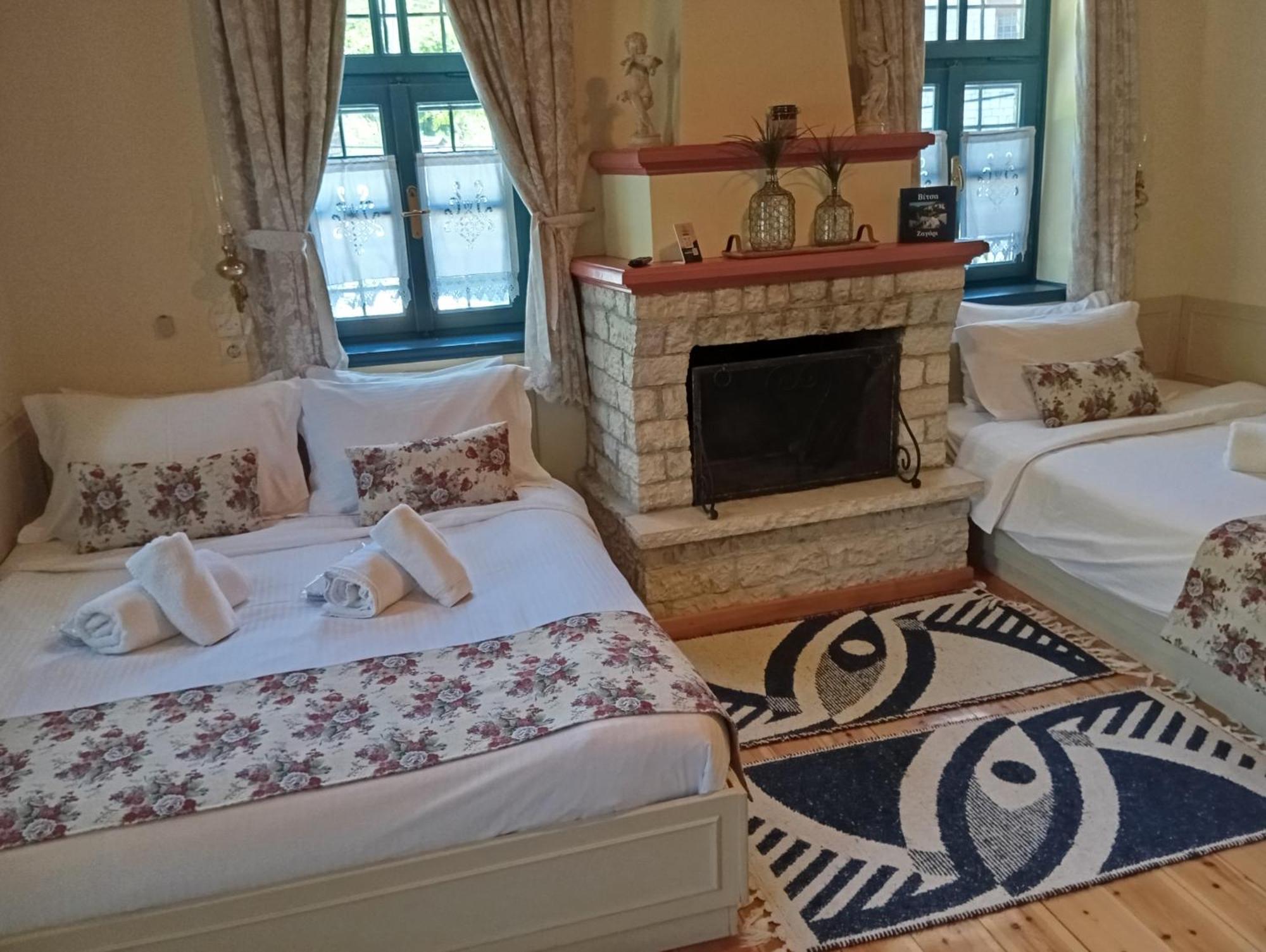Andromachi'S Beloi Hotel Vitsa ภายนอก รูปภาพ