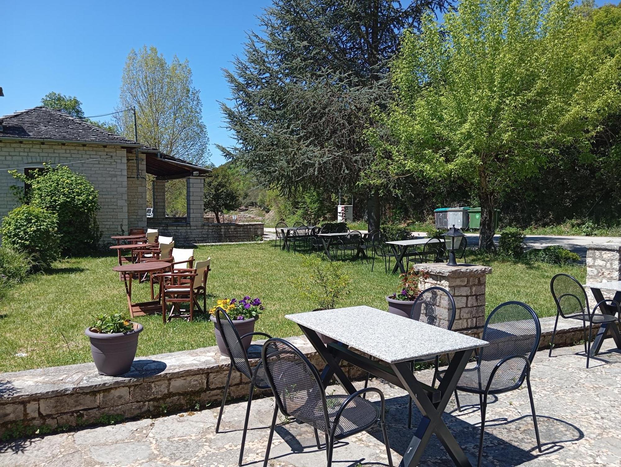 Andromachi'S Beloi Hotel Vitsa ภายนอก รูปภาพ