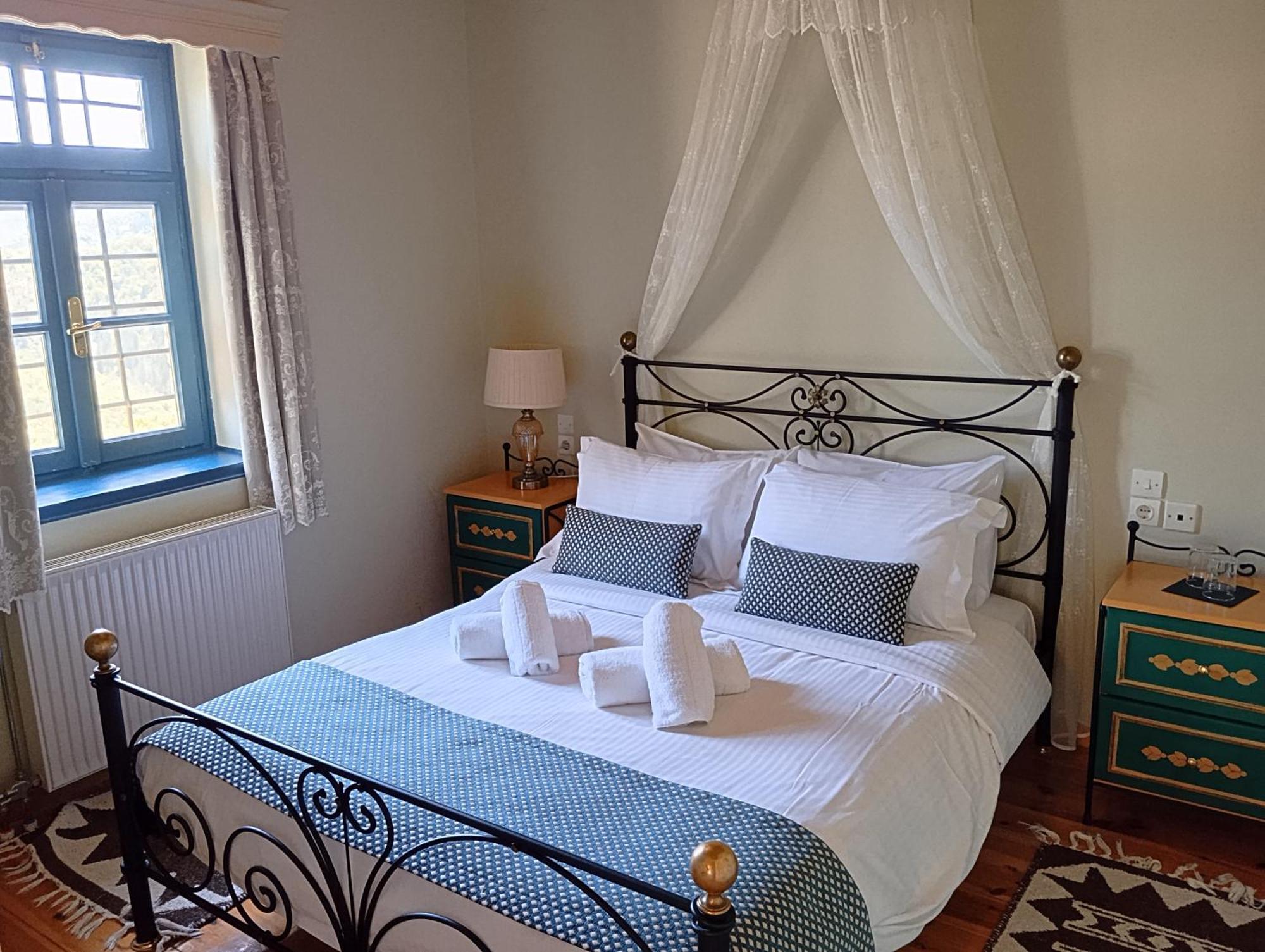 Andromachi'S Beloi Hotel Vitsa ภายนอก รูปภาพ