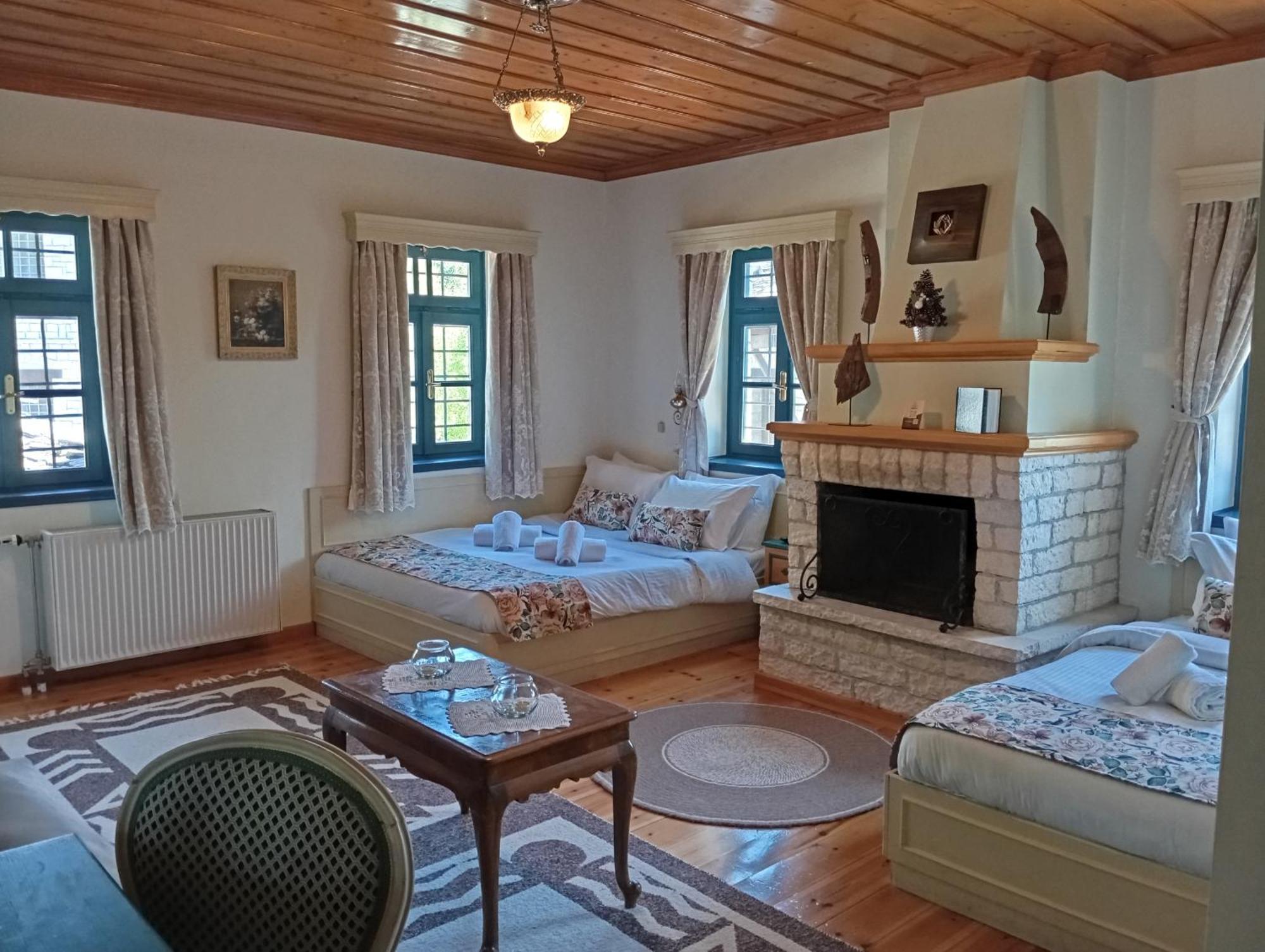 Andromachi'S Beloi Hotel Vitsa ภายนอก รูปภาพ