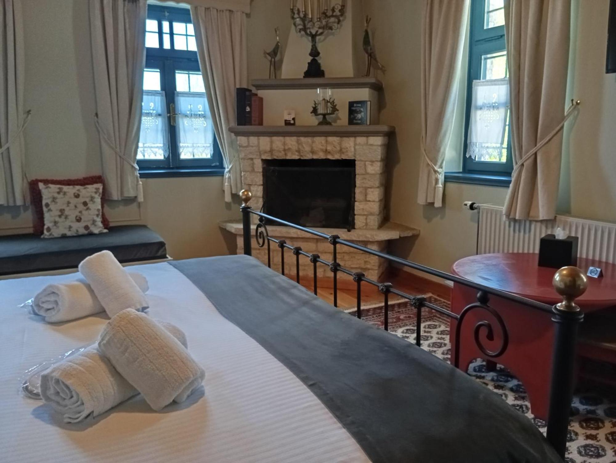 Andromachi'S Beloi Hotel Vitsa ภายนอก รูปภาพ
